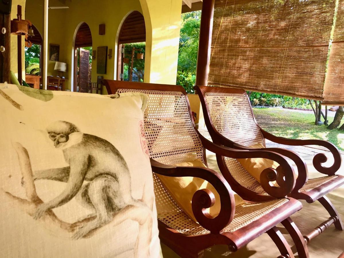 Khomba Beach House Alankuda Luaran gambar